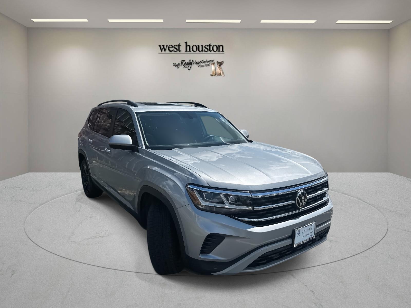 2022 Volkswagen Atlas SE Technology photo 2