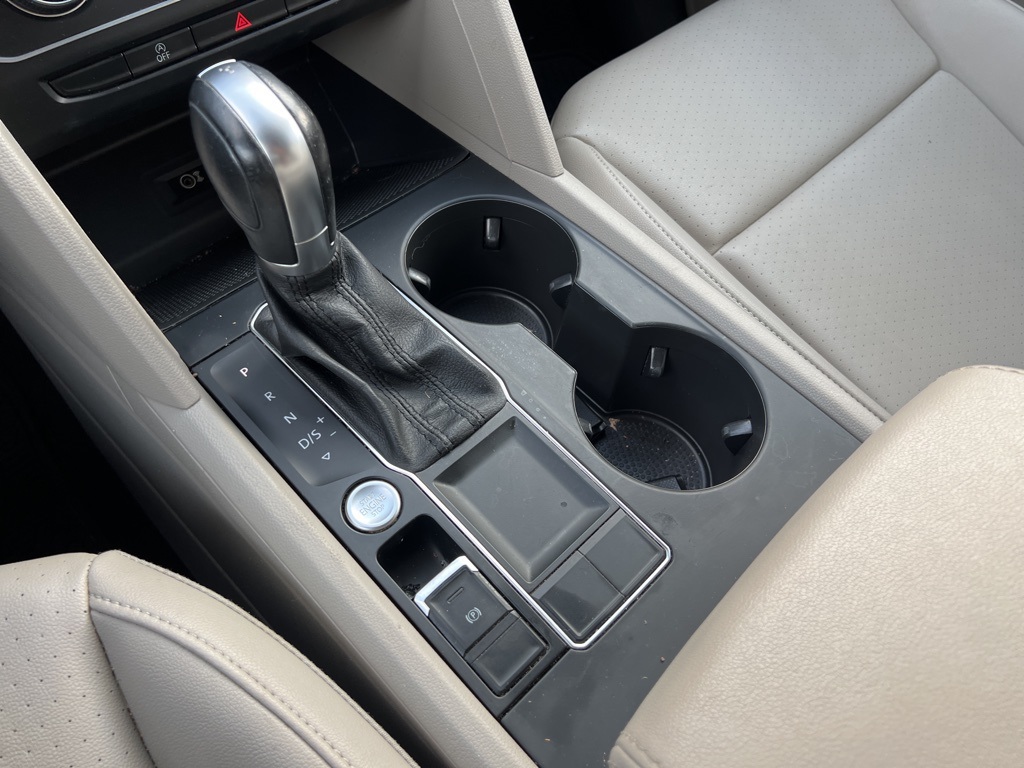 2019 Volkswagen Atlas V6 SE photo 28