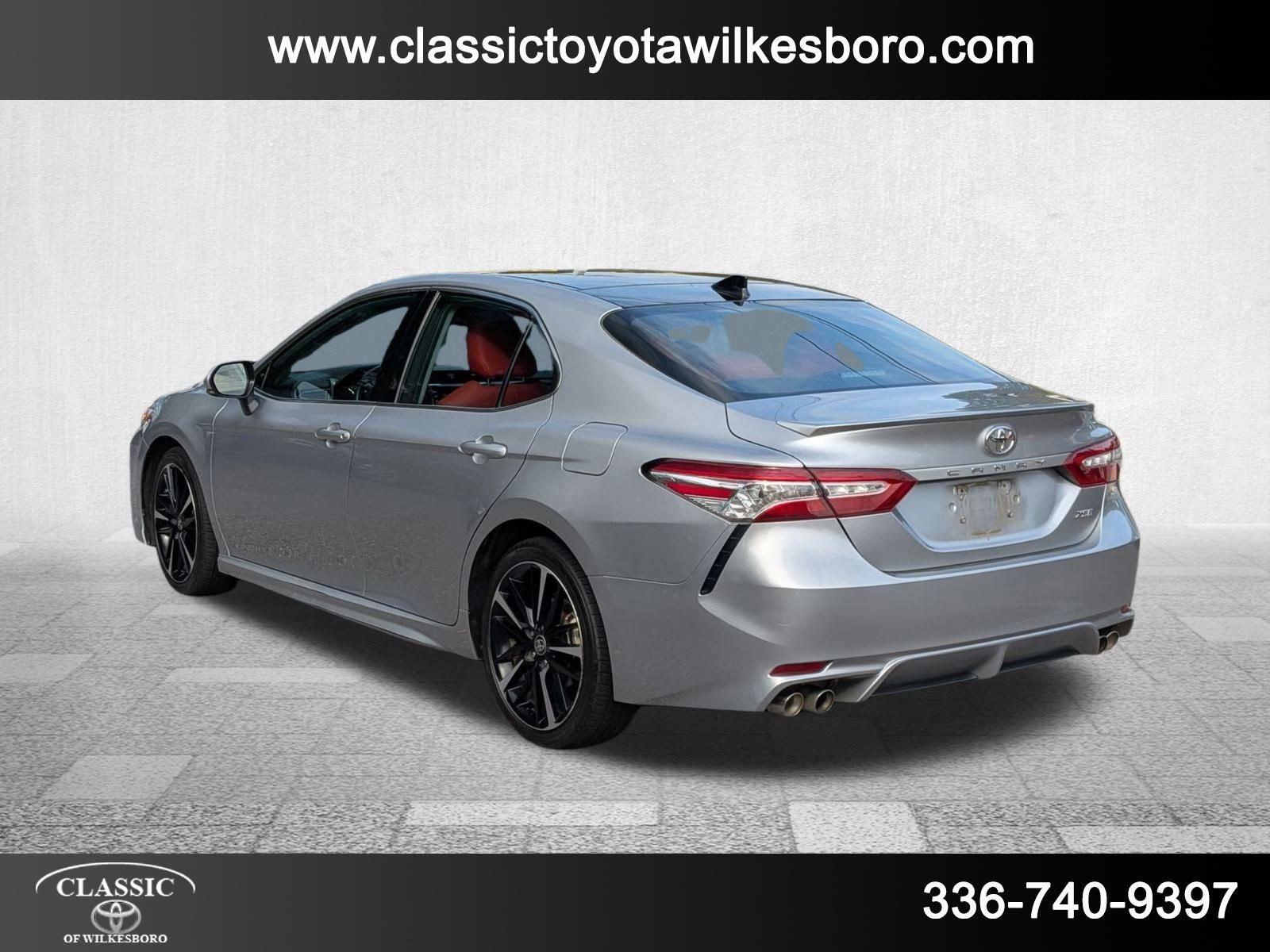 2020 Toyota Camry XSE photo 7