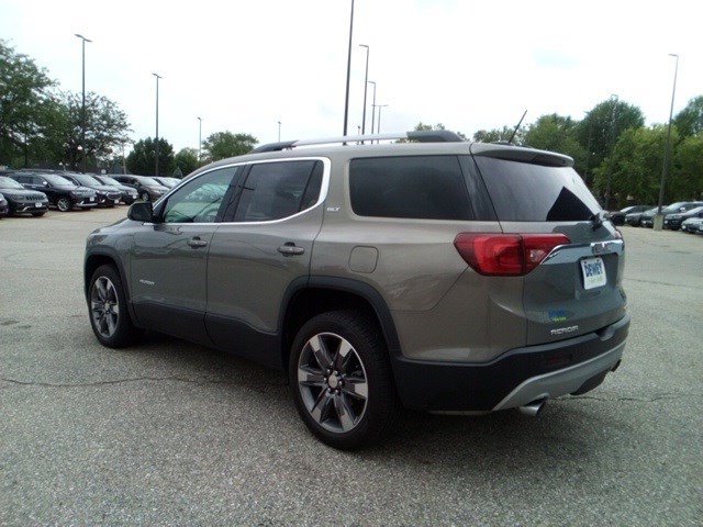 2019 Gmc Acadia SLT photo 3