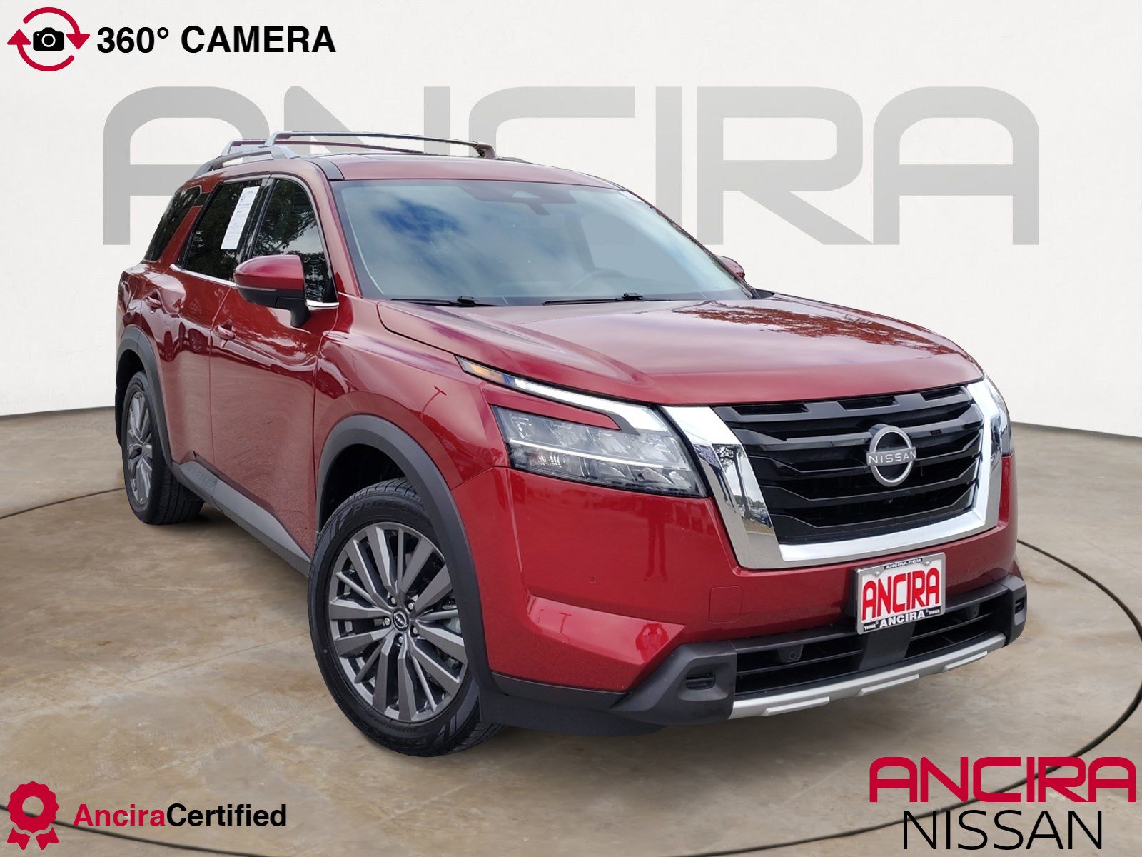 2024 Nissan Pathfinder SL's photo