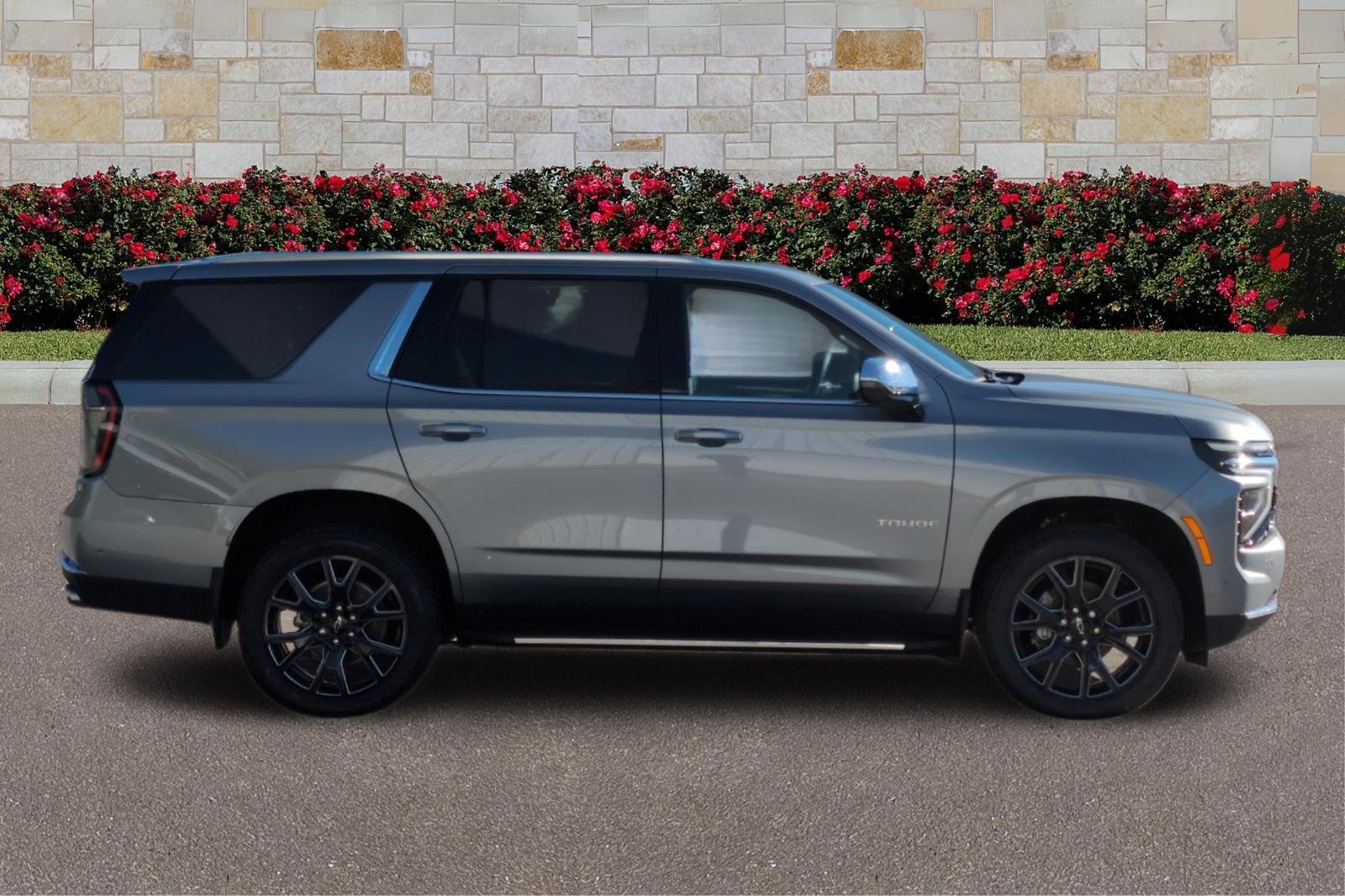 2026 Chevrolet Tahoe Premier photo 2