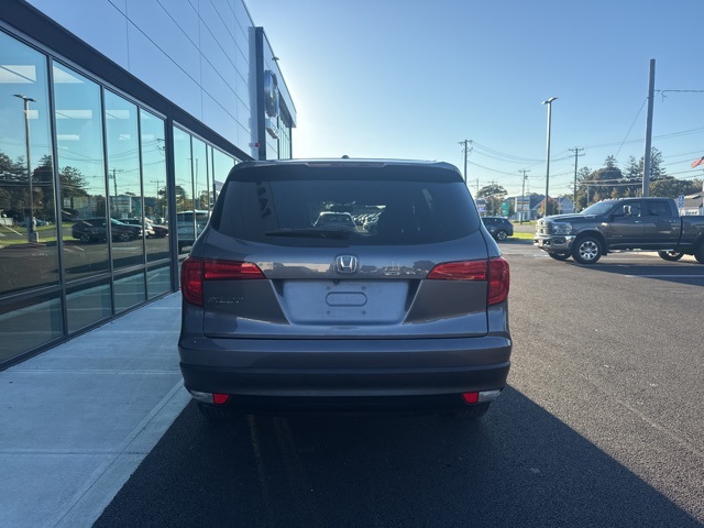 2017 Honda Pilot EX-L photo 2