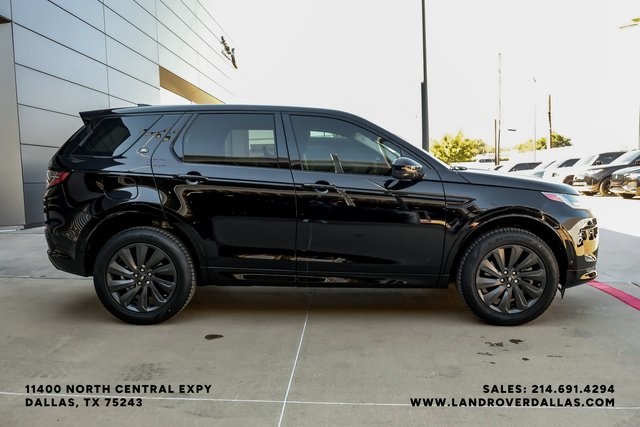 2025 Land Rover Discovery Sport S photo 4