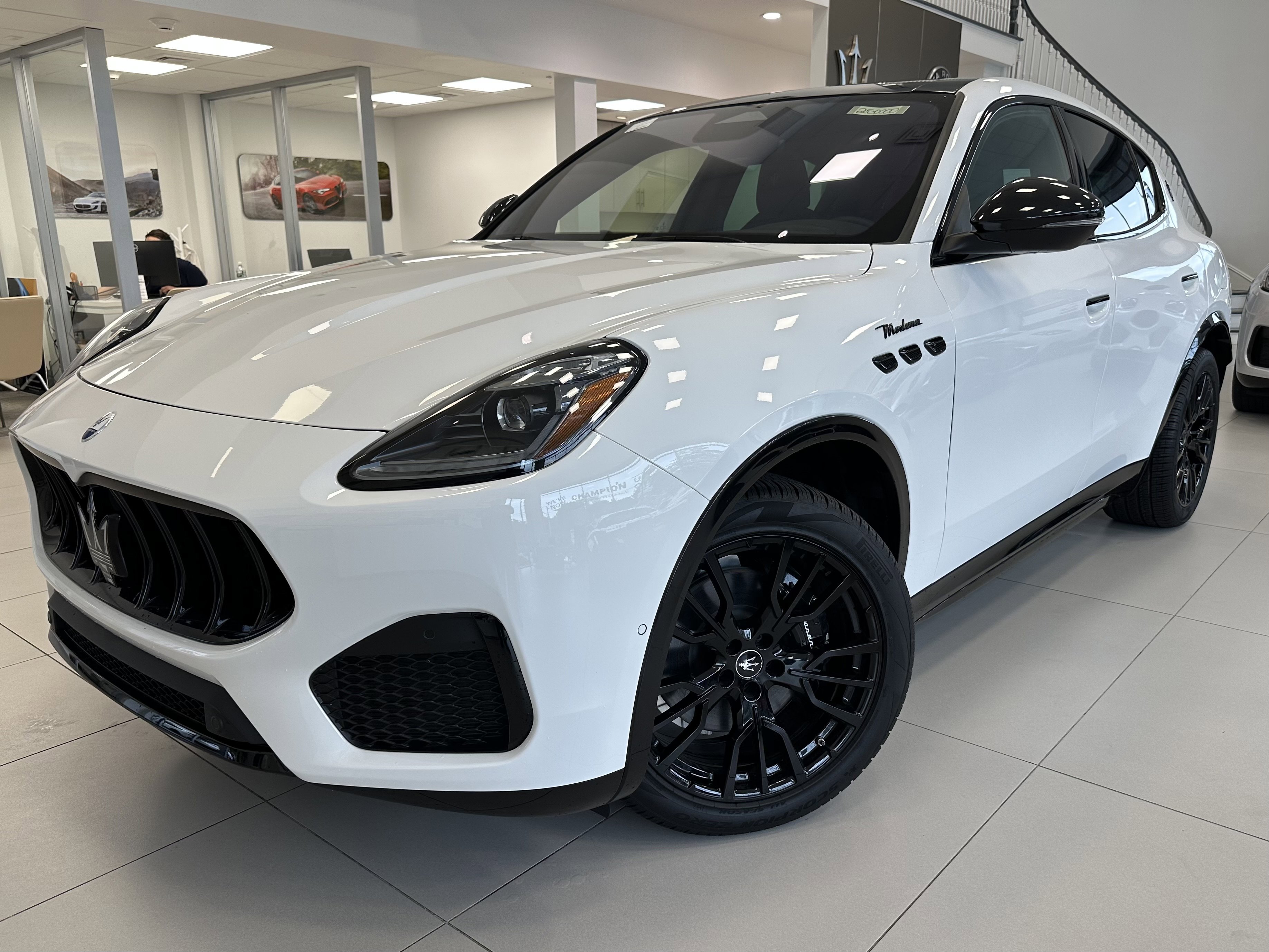 2025 Maserati Grecale MODENA's photo