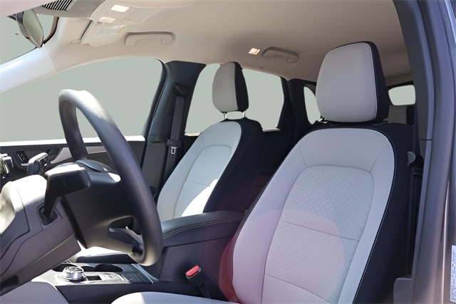 2025 Ford Escape Active photo 2
