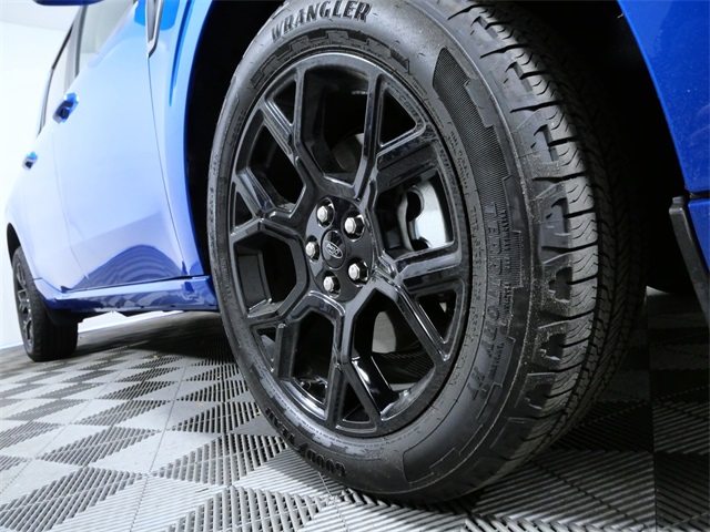 Used 2025 Ford Maverick Lobo Standard with VIN 3FTCW8TA3SRB38052 for sale in Apple Valley, Minnesota