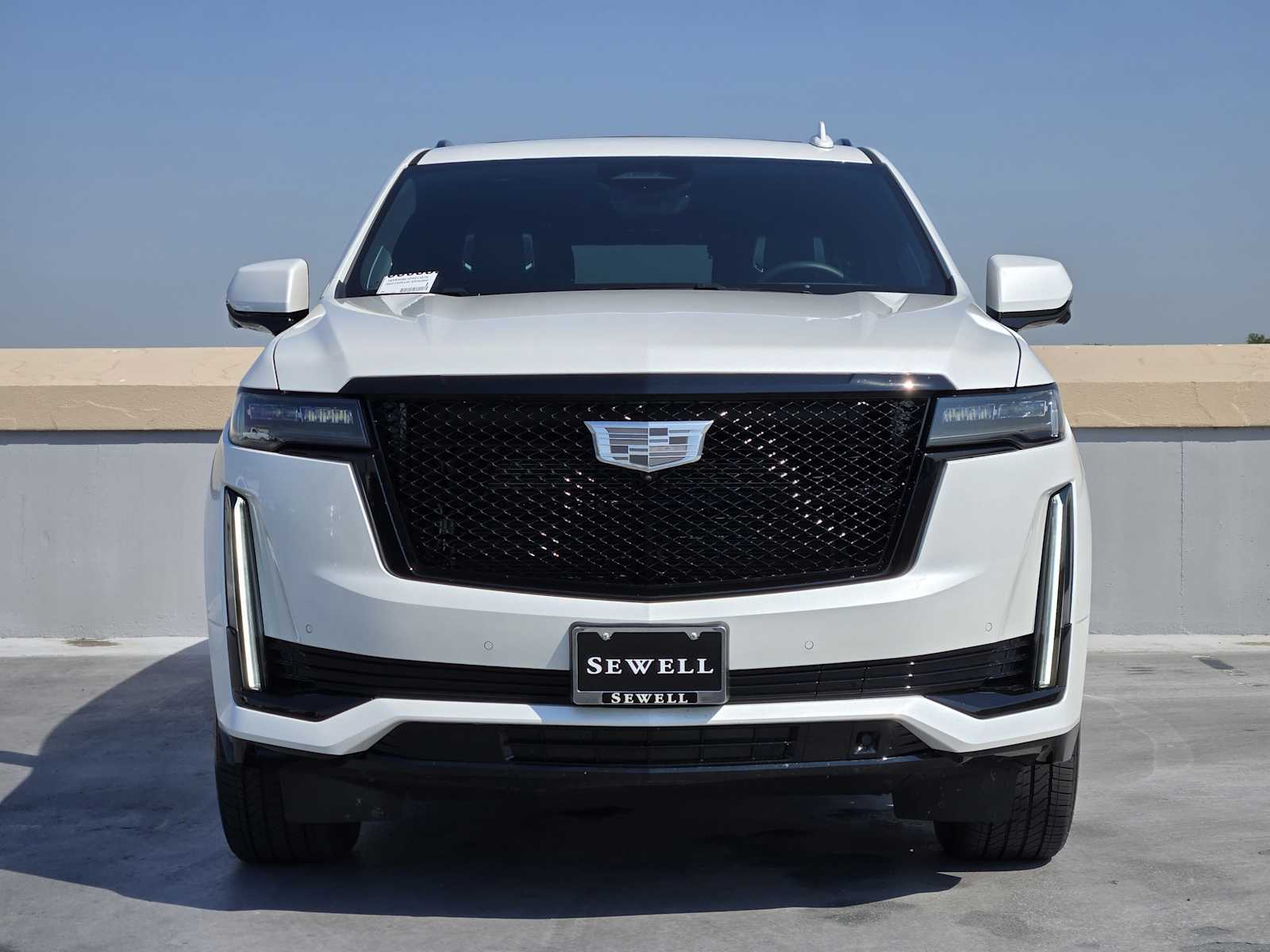 2023 Cadillac Escalade Sport Platinum photo 2