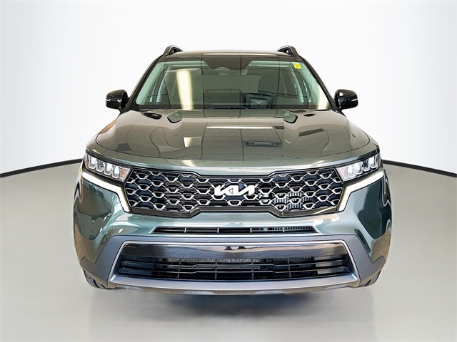 2023 Kia Sorento LX photo 2