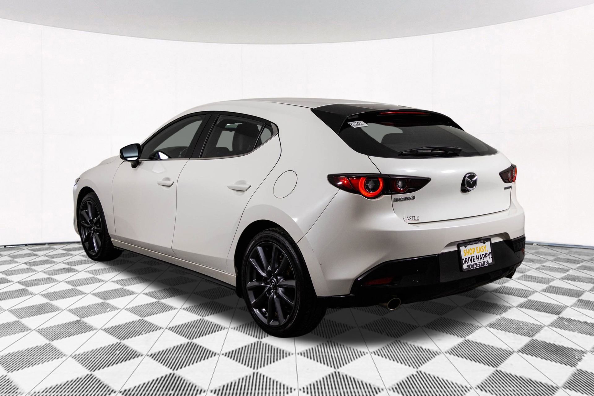 2023 Mazda Mazda3 Hatchback 2.5 s Preferred photo 4