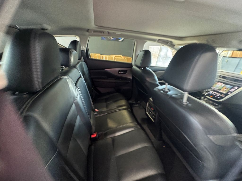 2021 Nissan Murano SL photo 26