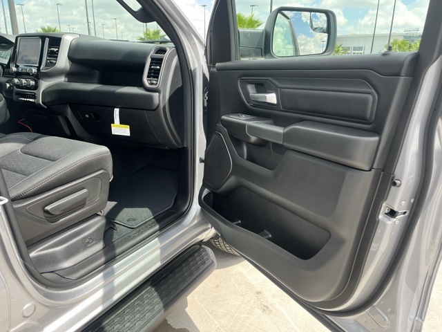 2025 Ram 1500 Tradesman photo 19