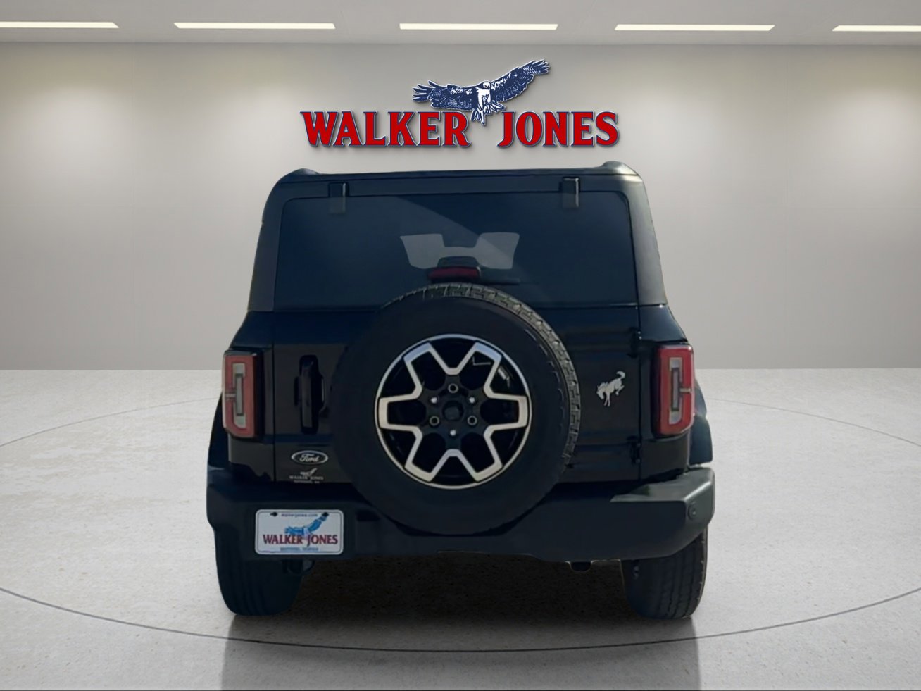 2024 Ford Bronco Outer Banks photo 4