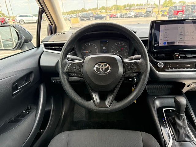 2023 Toyota Corolla LE photo 13