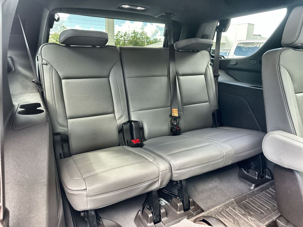 2023 Gmc Yukon SLT photo 27