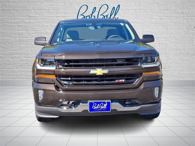 2018 Chevrolet Silverado 1500 LT photo 2