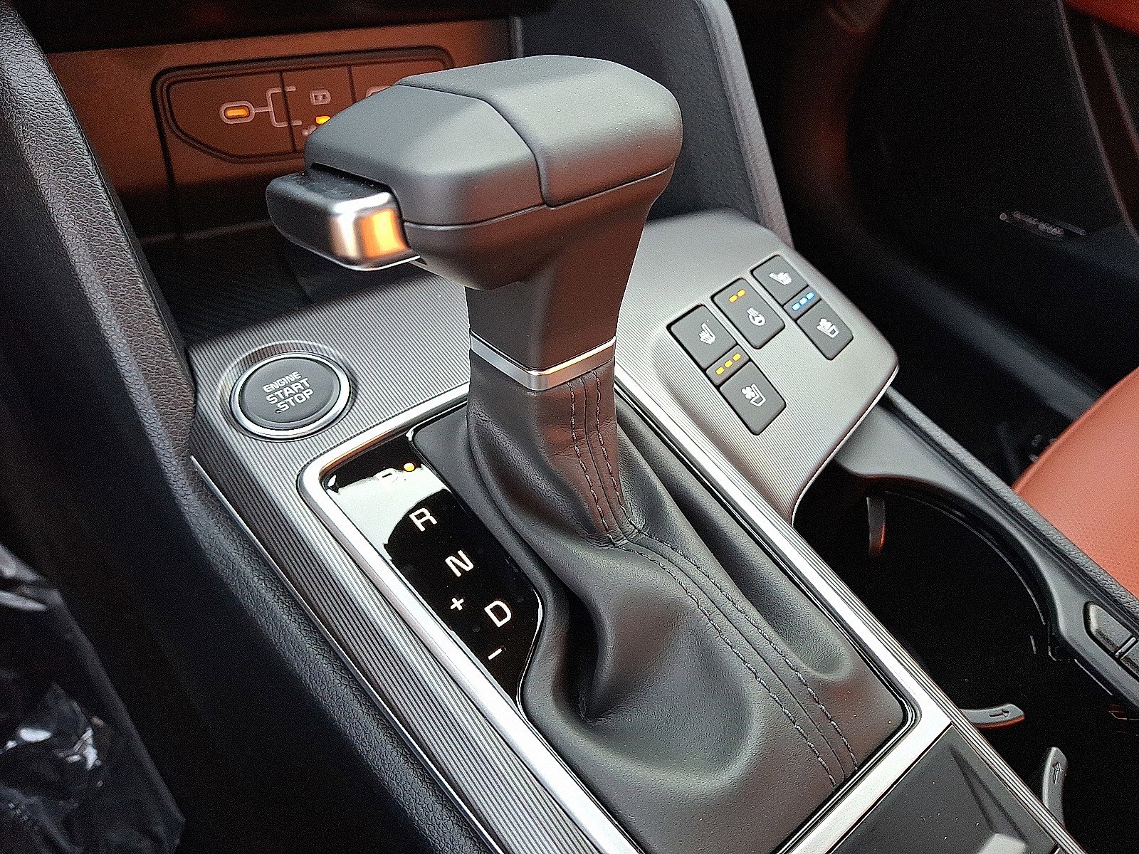 2026 Kia Sportage SX Prestige photo 12