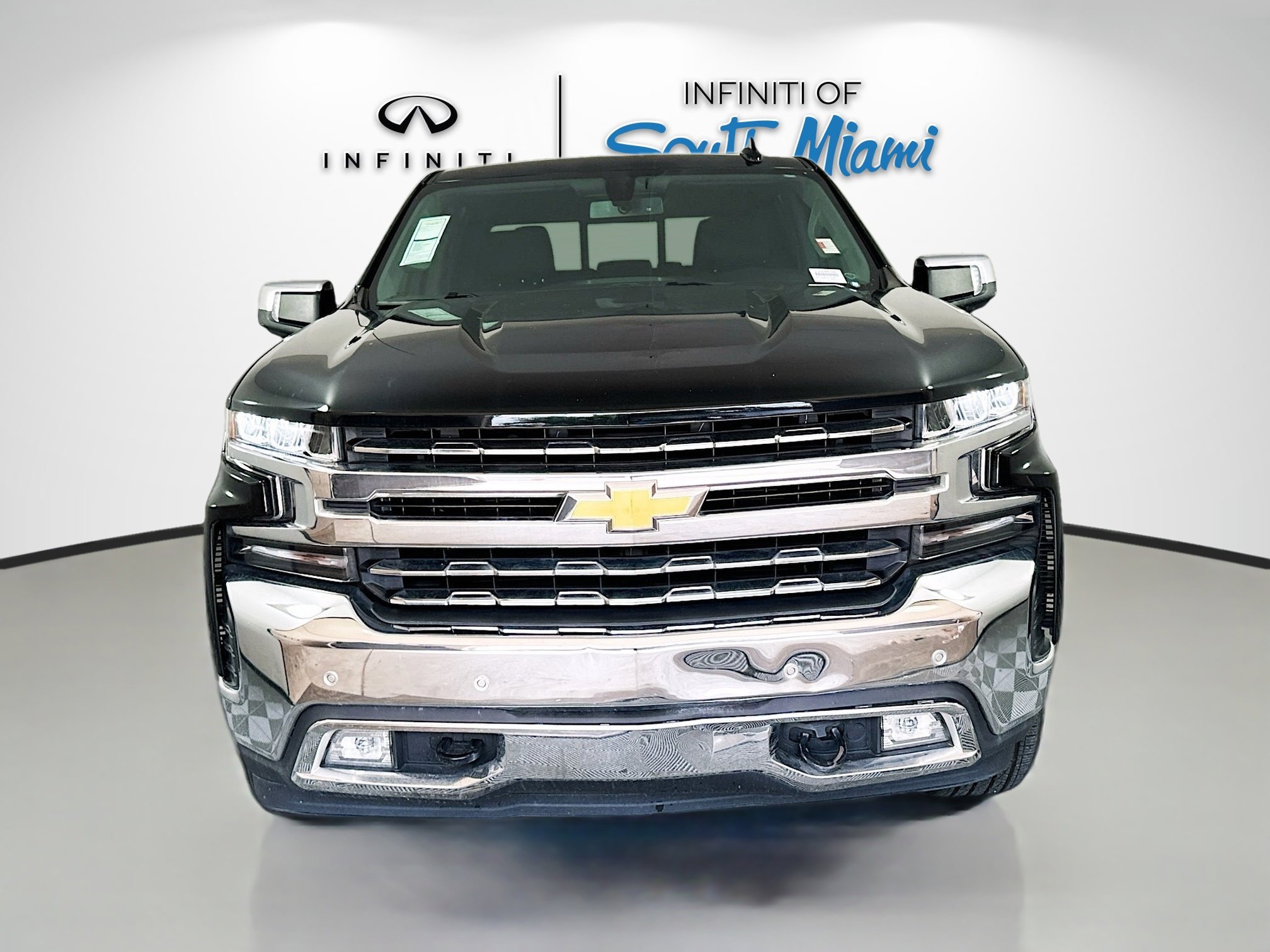 2019 Chevrolet Silverado 1500 LTZ photo 2