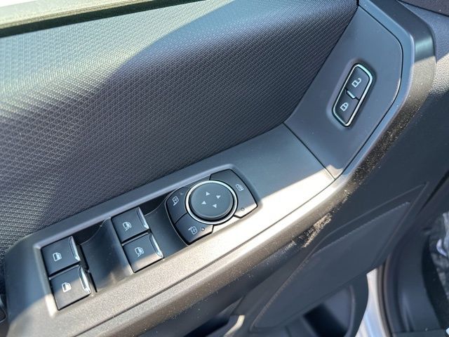 2025 Ford F-150 STX photo 11