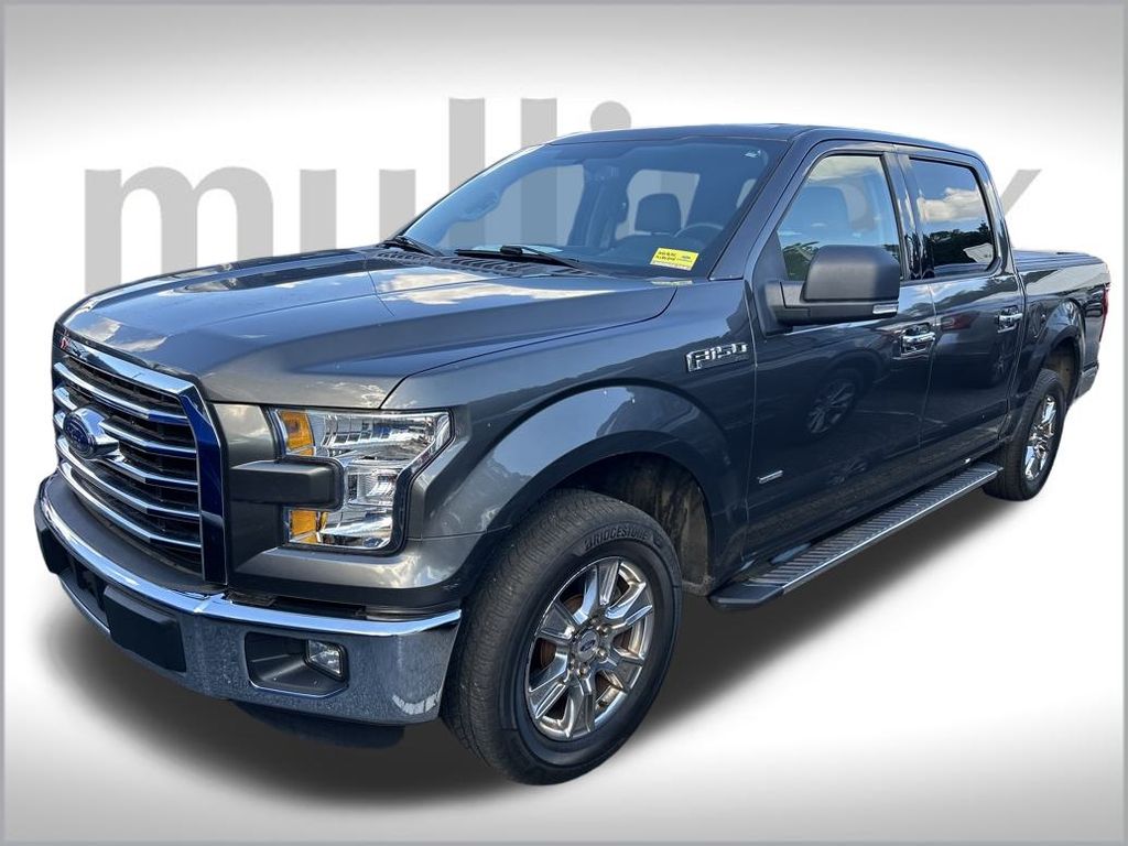 2015 Ford F-150 XLT photo 4