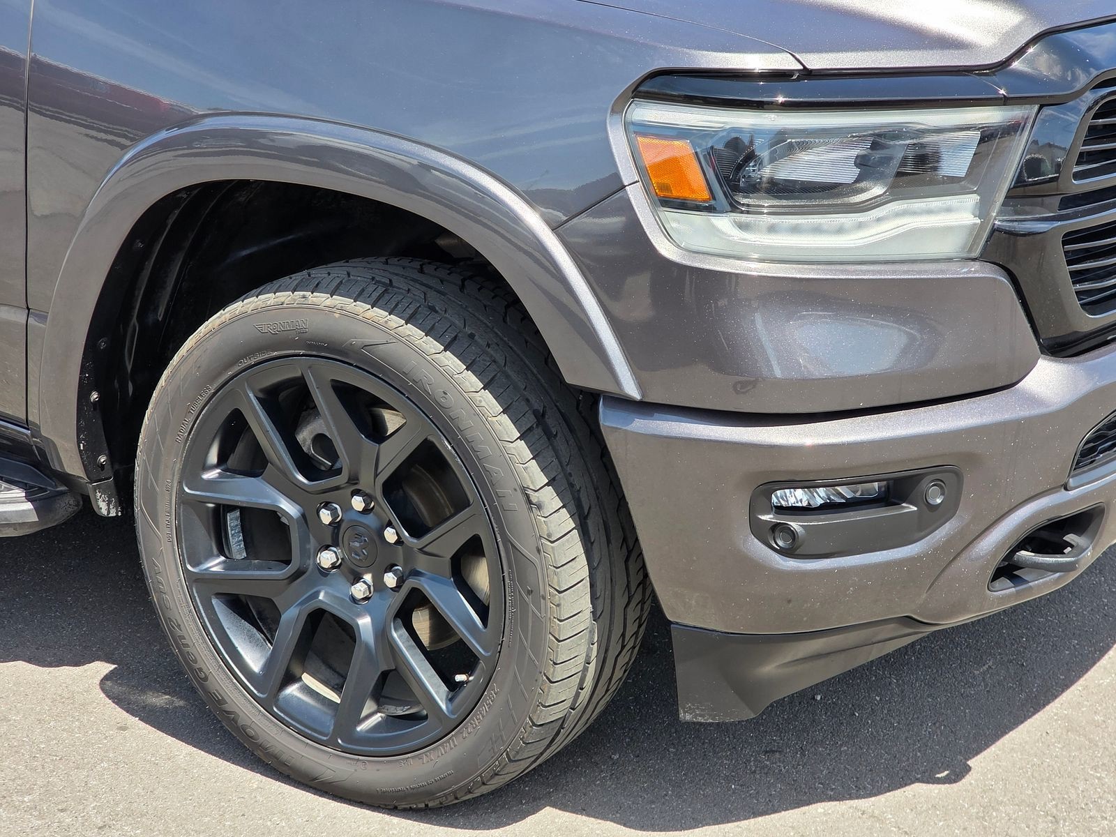 2021 Ram 1500 Laramie photo 2