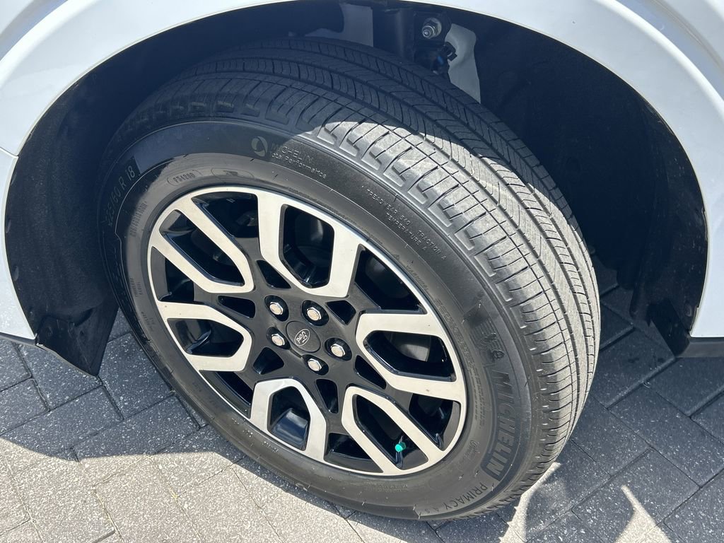 2022 Ford Maverick Lariat photo 30