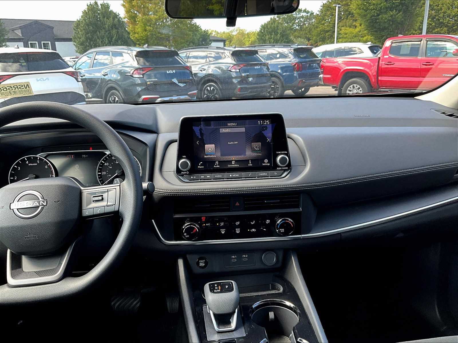 2026 Nissan Rogue S photo 12