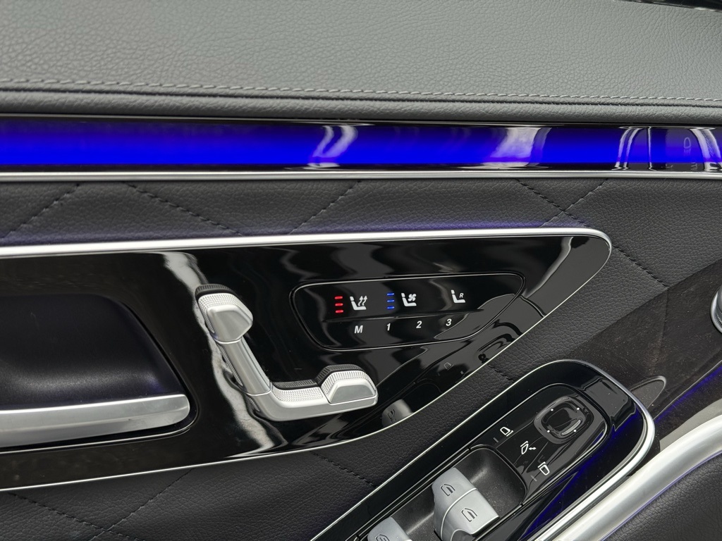 2021 Mercedes Benz S 580 4MATIC photo 4