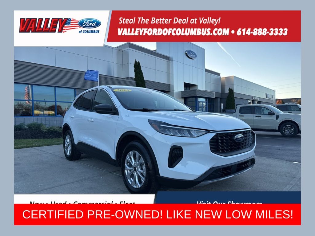 2023 Ford Escape Active's photo