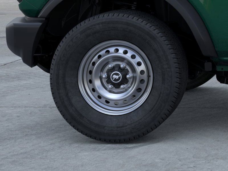 2025 Ford Bronco Base photo 18