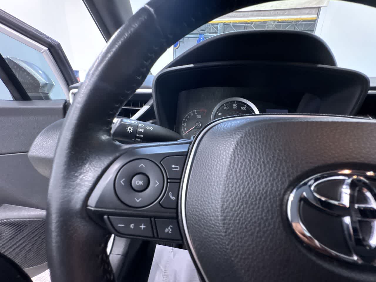 2022 Toyota Corolla SE photo 19
