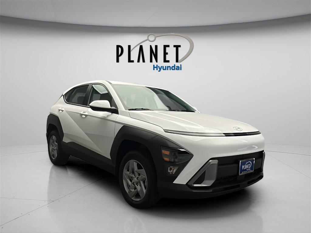 2026 Hyundai Kona SE's photo