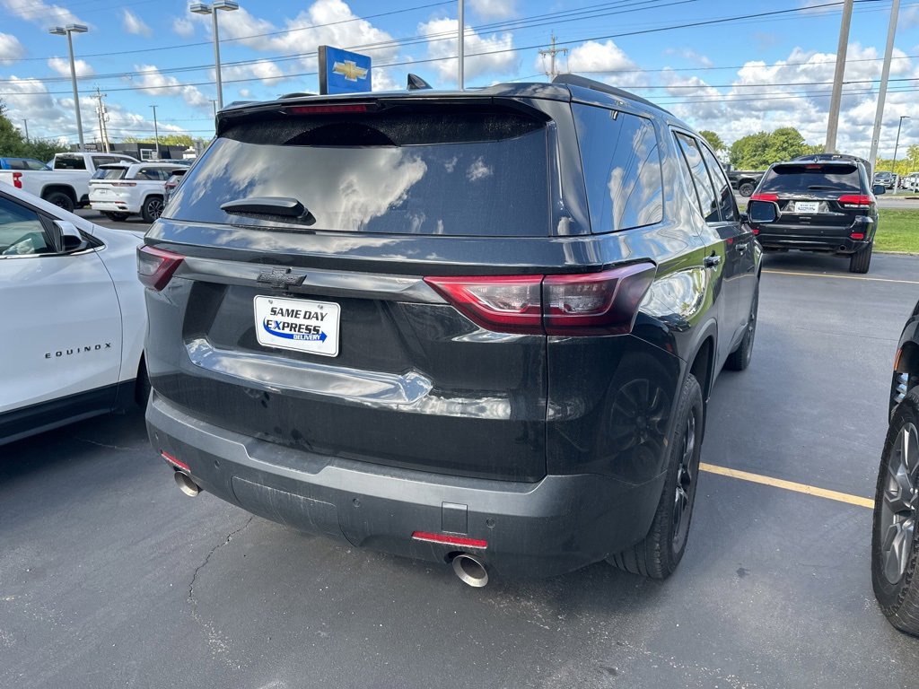 2019 Chevrolet Traverse Cloth 1LT photo 2