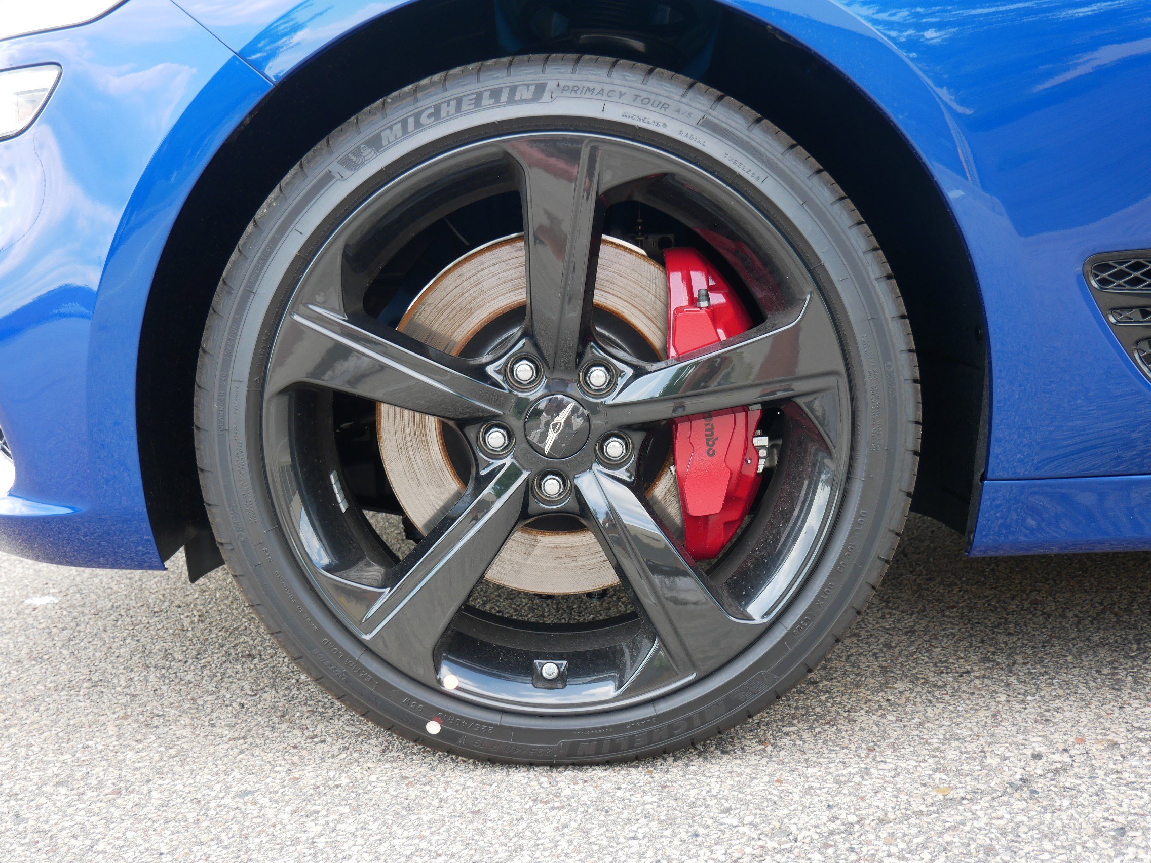 2026 Genesis G70 3.3T Sport Prestige photo 3