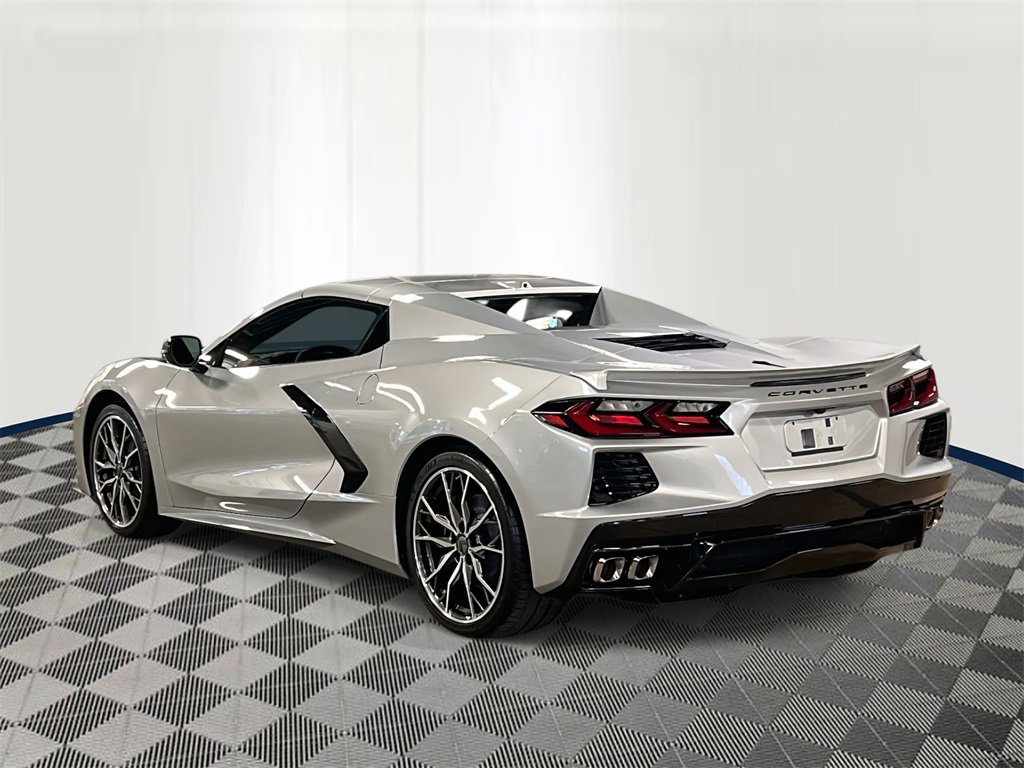 2026 Chevrolet Corvette Stingray 2LT photo 4