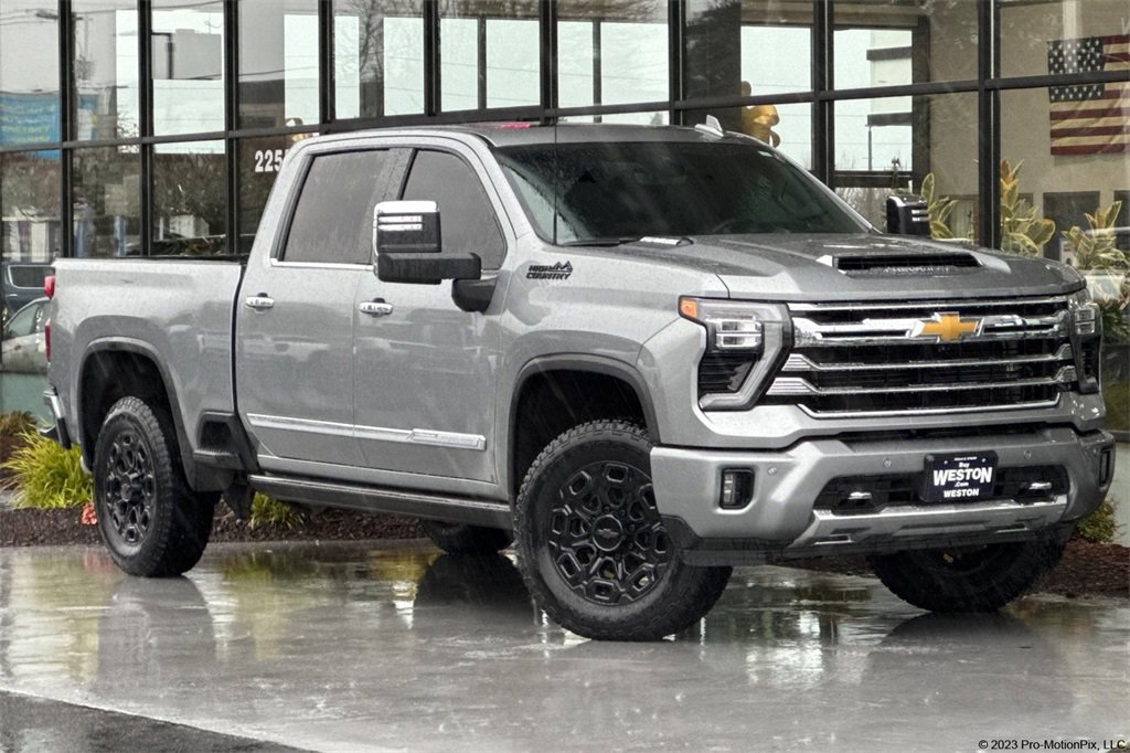 2024 Chevrolet Silverado 2500HD High Country's photo