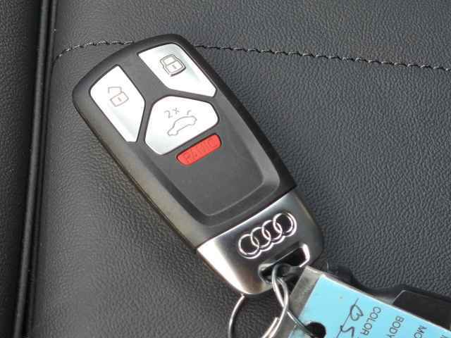 2025 Audi Q5 S line Premium 45 TFSI photo 33