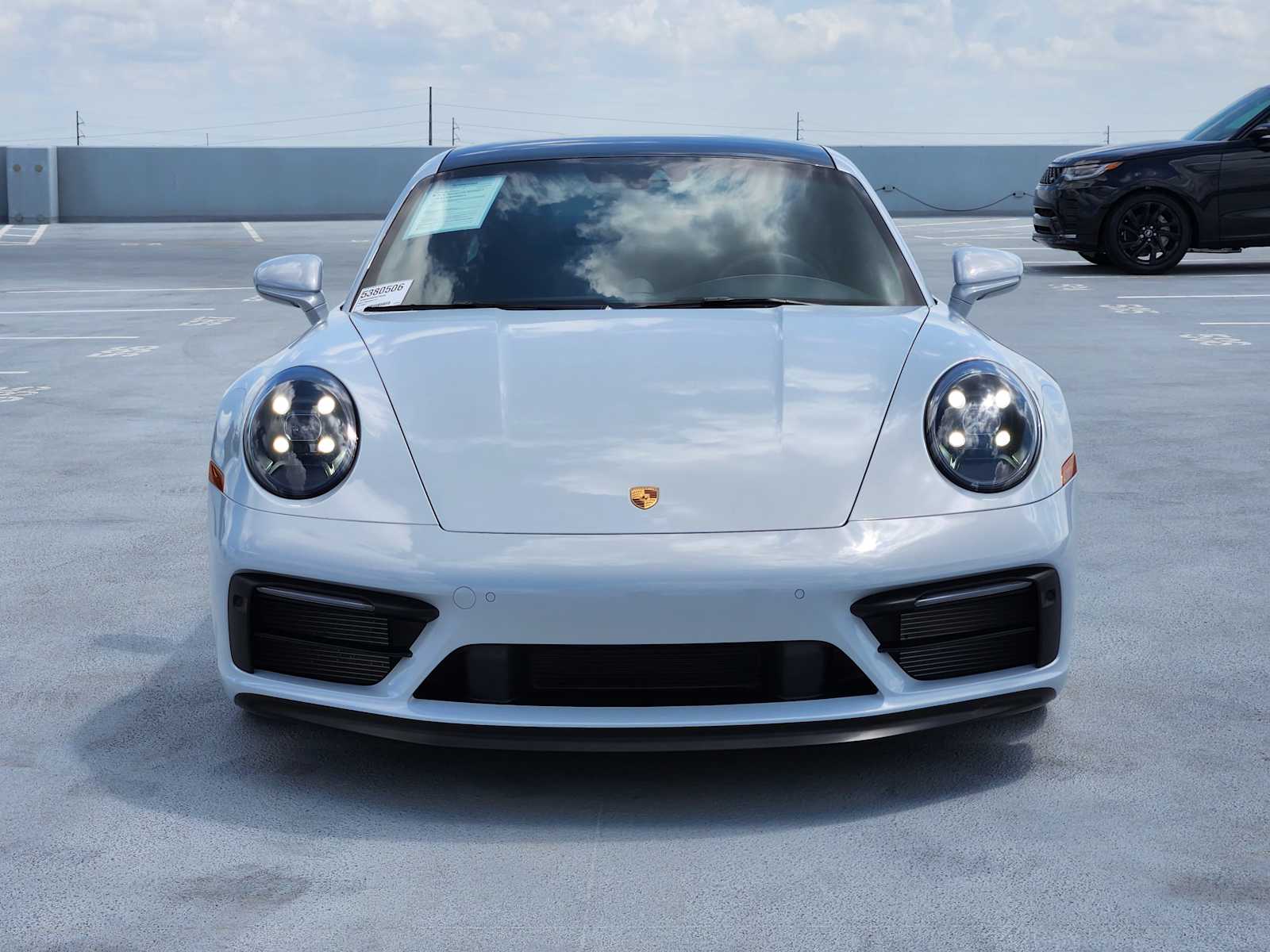 2024 Porsche 911 GTS photo 2