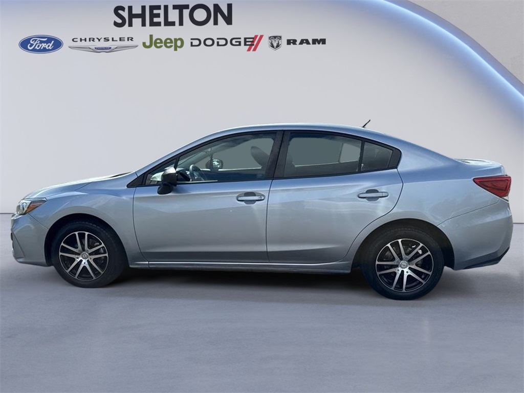 2019 Subaru Impreza 2.0i photo 2
