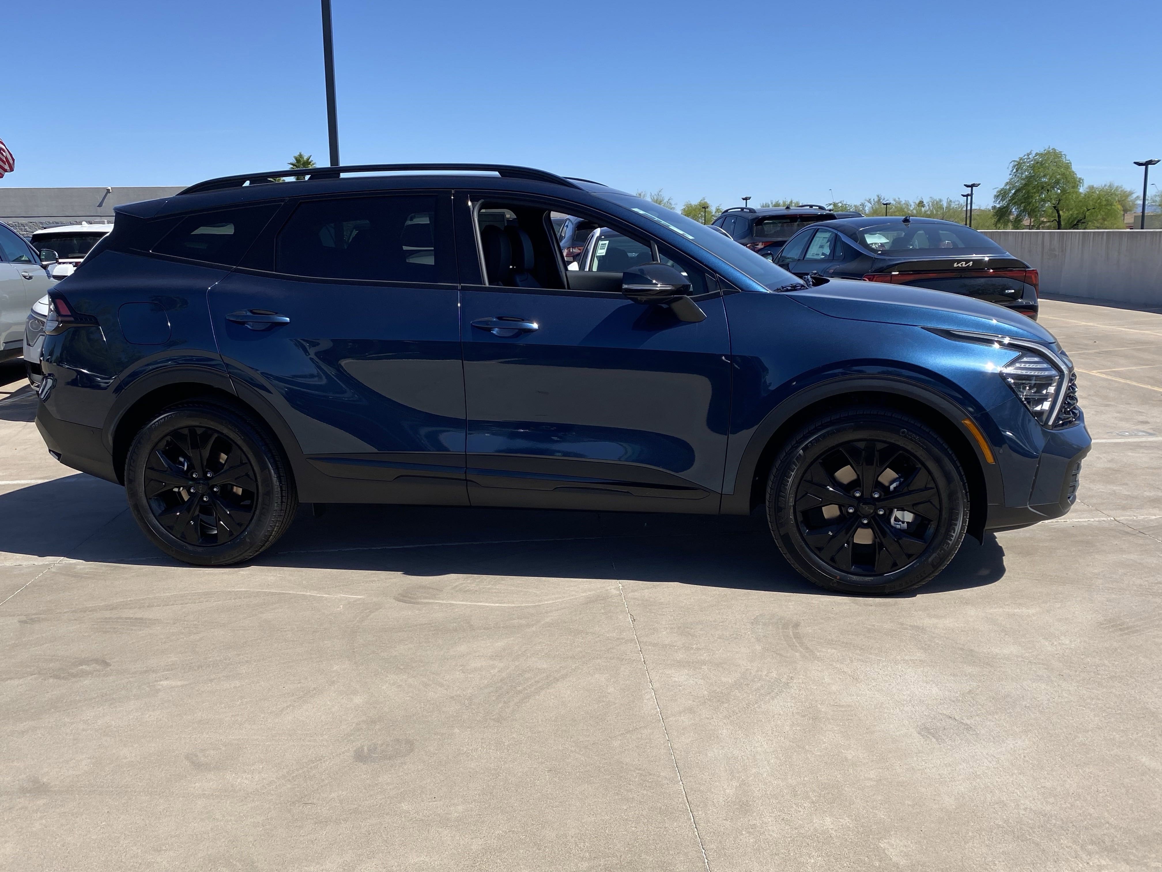 2025 Kia Sportage Plug-In Hybrid X-Line Prestige photo 3