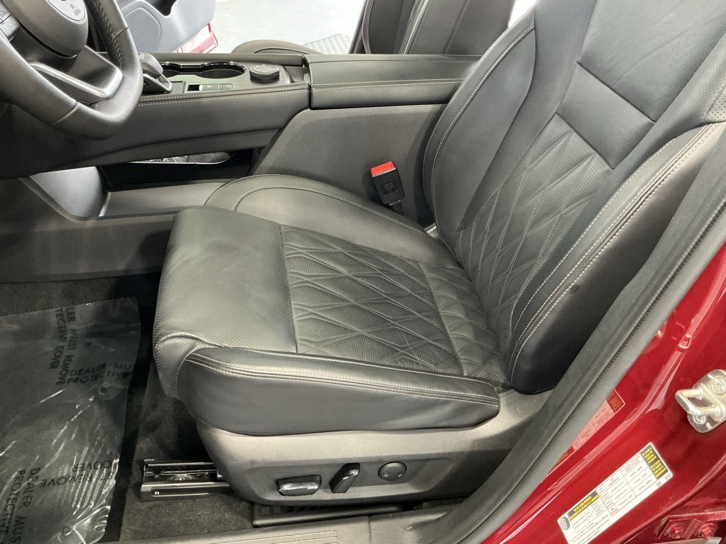 2024 Nissan Rogue Platinum photo 21