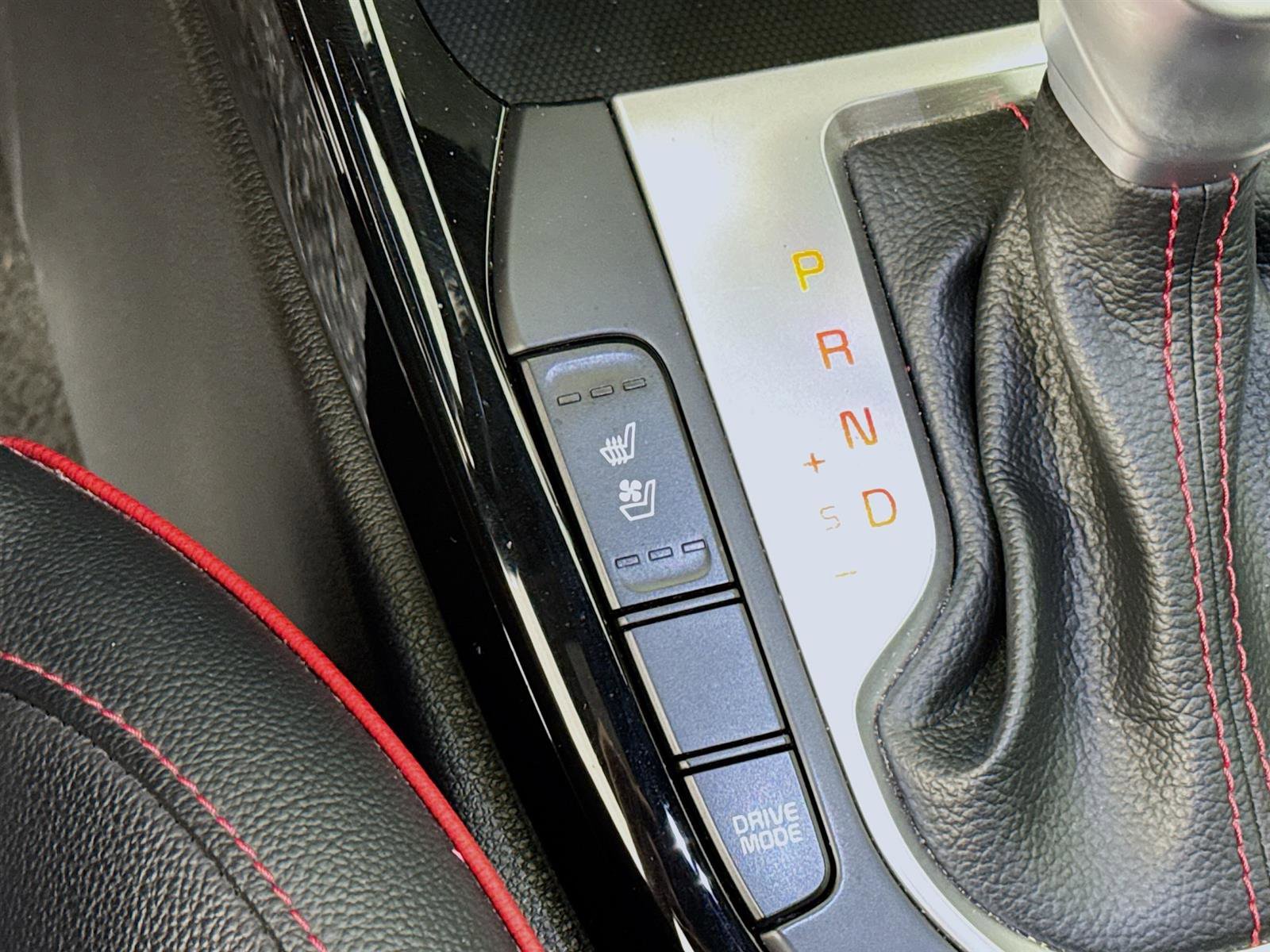 2022 Kia Forte GT photo 23