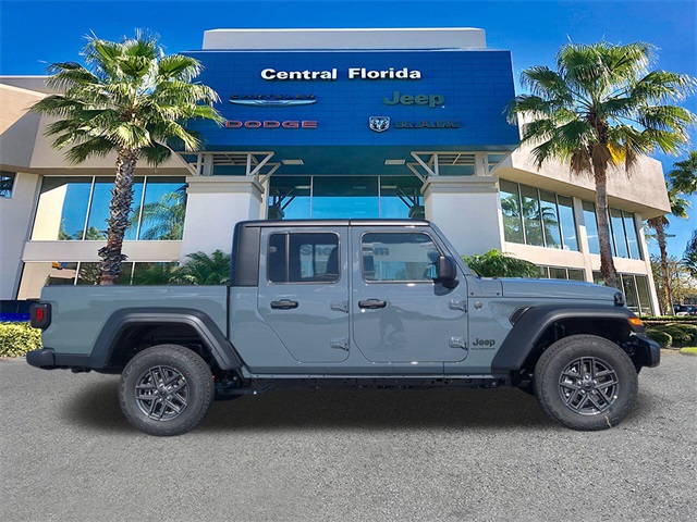 2025 Jeep Gladiator Sport S photo 2