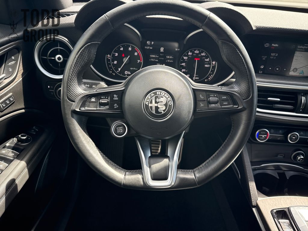 2022 Alfa Romeo Stelvio Ti photo 10