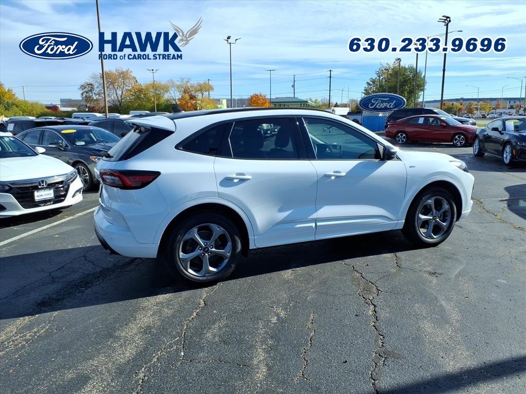 2023 Ford Escape ST-Line photo 3