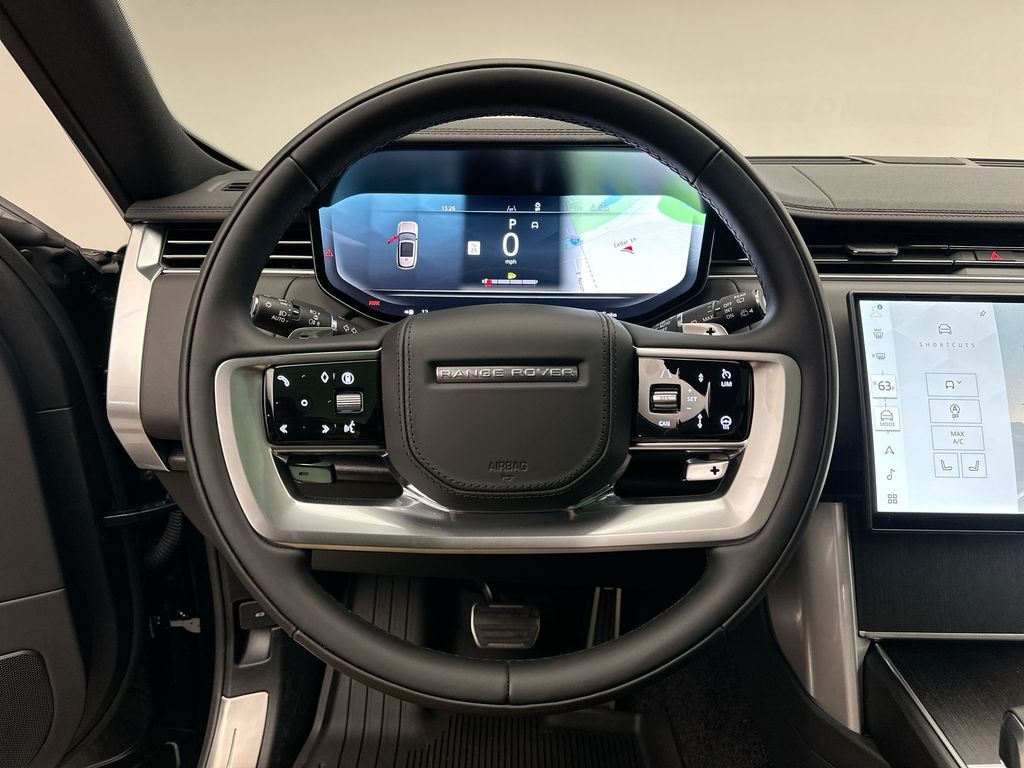 2025 Land Rover Range Rover SE photo 11