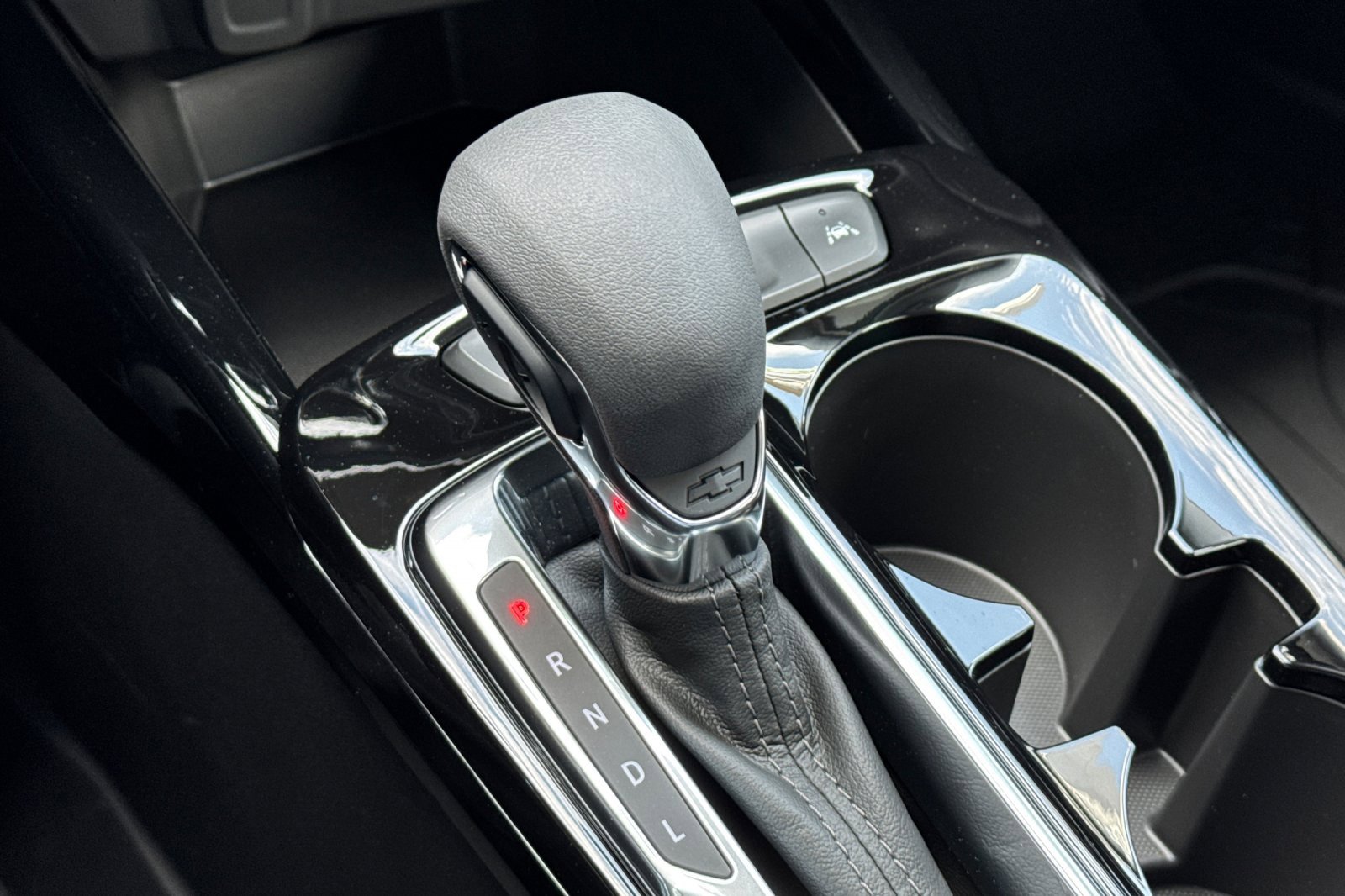 2025 Chevrolet Trax LT photo 19