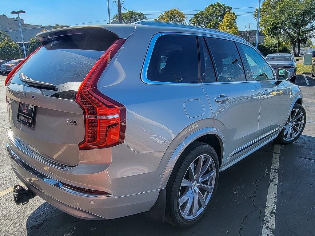 2022 VOLVO XC90 - Image 7