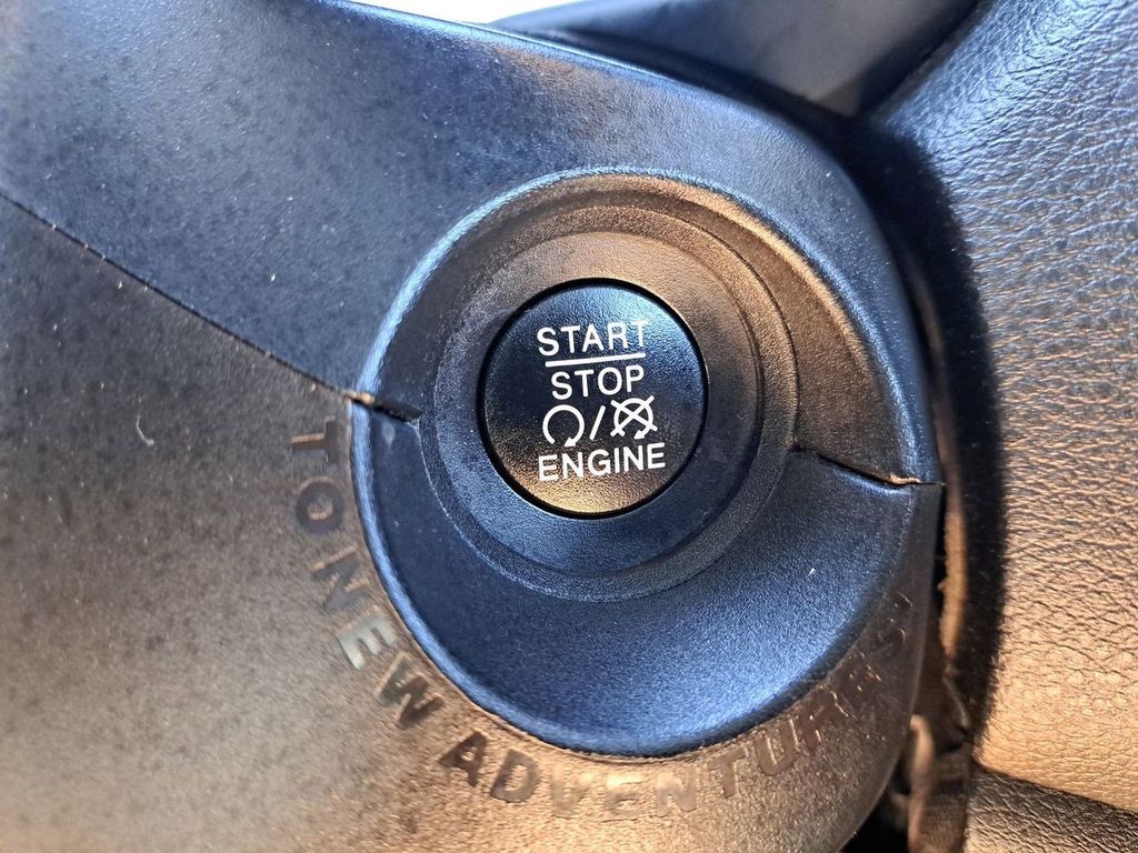 2018 Jeep Renegade Latitude North Edition photo 29