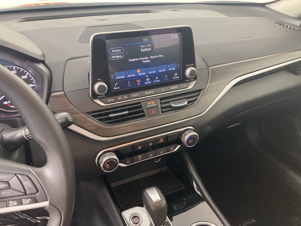 Used 2024 Nissan Altima SV with VIN 1N4BL4DV3RN384326 for sale in Stillwater, MN